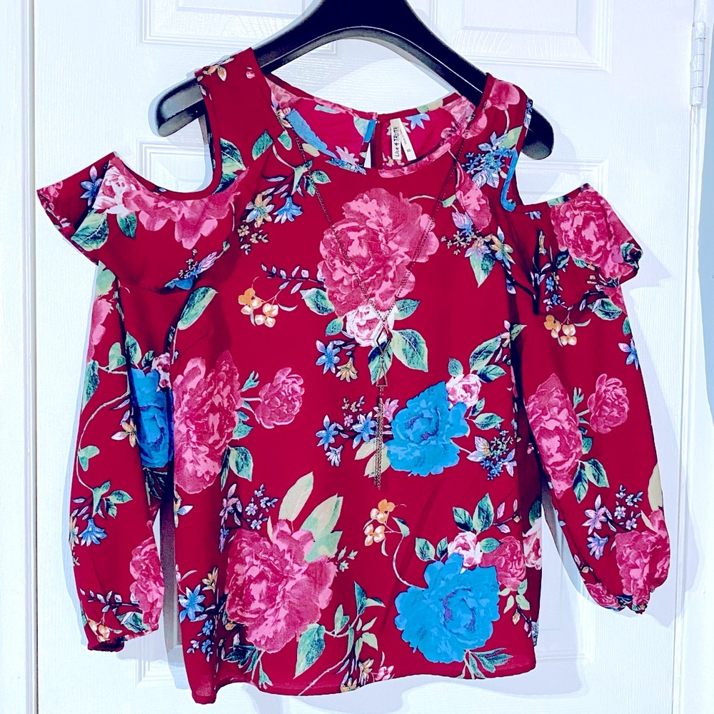 Live 4 Truth Women’s Burgundy Floral Open Shoulder Top Size XL♦️